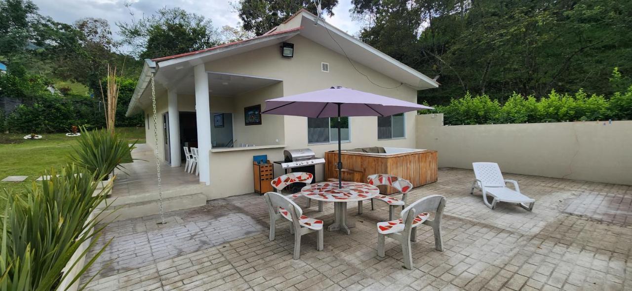Villeta Casa De Campo Caracoli Spa Dış mekan fotoğraf